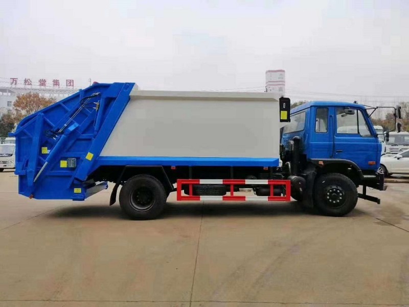 東風(fēng)153G壓縮垃圾車（10-14方）