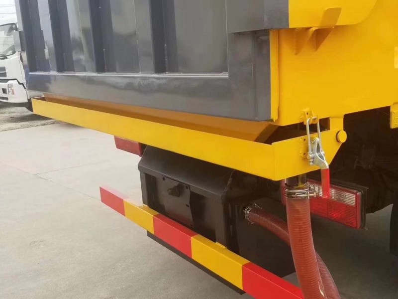 東風(fēng)多利卡D9（12方）對接垃圾車