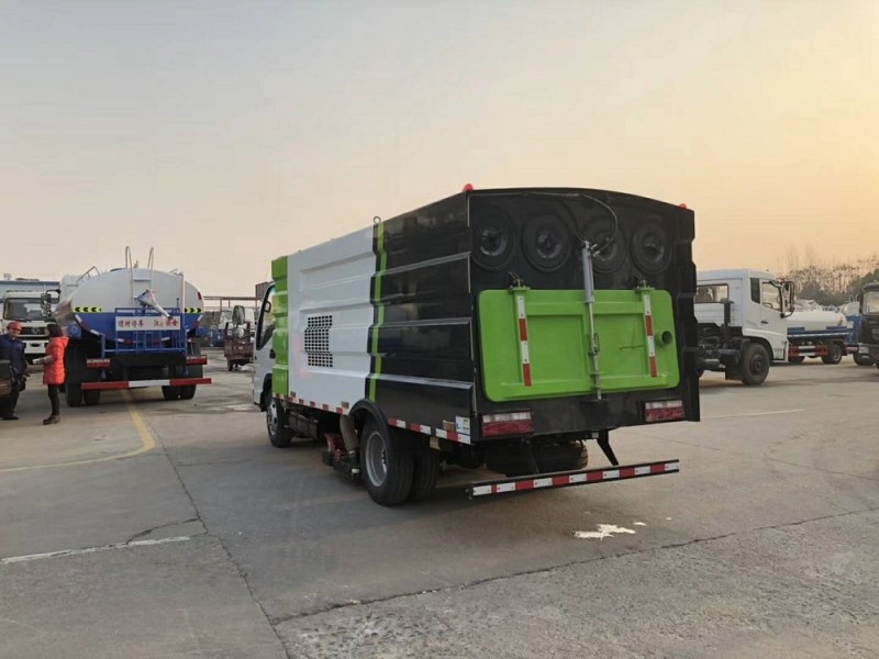 江淮小型5方吸塵車