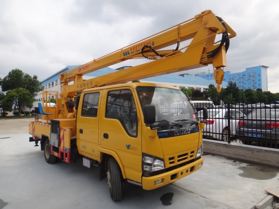 五十鈴雙排座16米高空作業(yè)車圖片