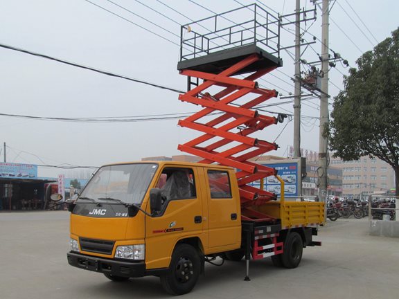 江鈴雙排座8-10米平臺升降高空作業車圖片