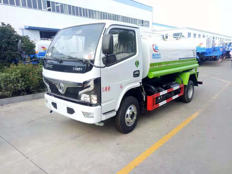 國六東風5噸灑水車
