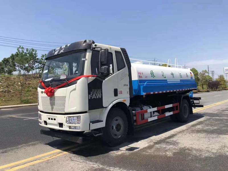 解放灑水車