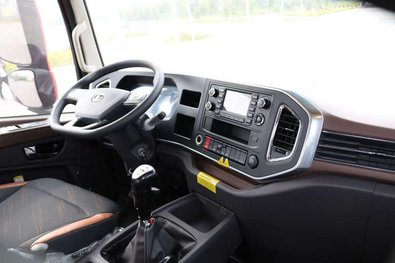 隨車吊軒德翼6單橋隨車吊 隨車吊軒德翼6單橋隨車吊圖片