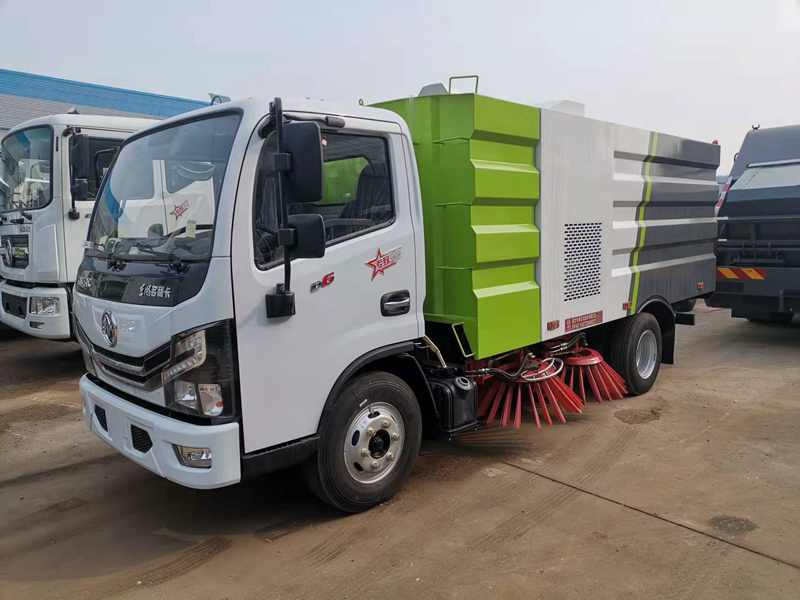 東風(fēng)D6小多利卡掃路車